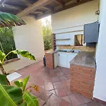 White Animals House * Agnone Bagni