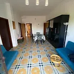 White Animals House Agnone Bagni
